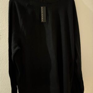Banana Republic Men's Black Crewneck Sweater
